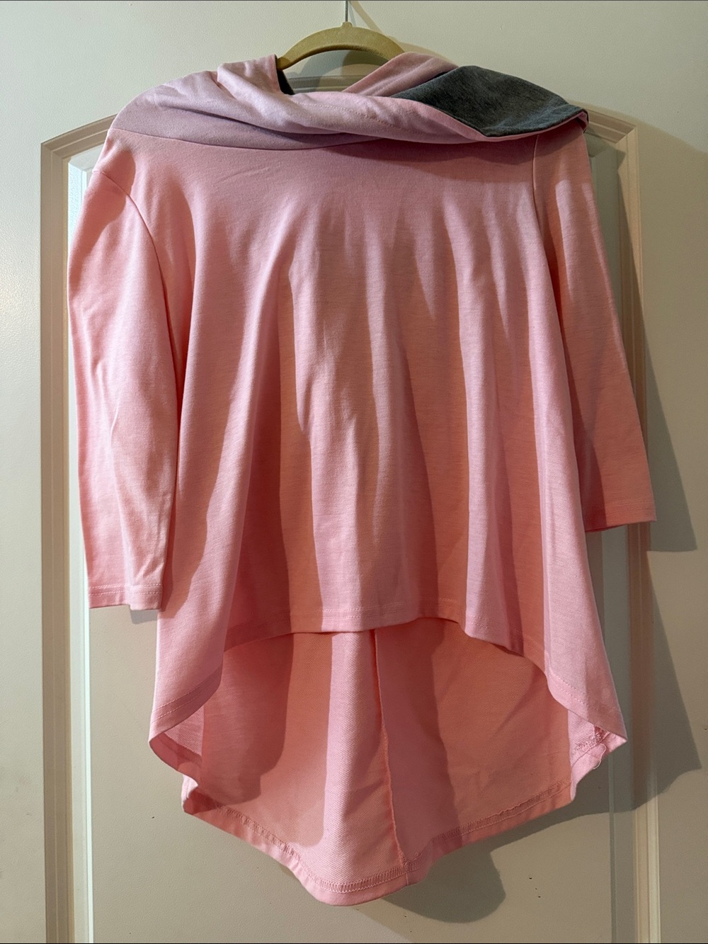 Light Pink High-Low Women's Sweater with Draped Collar